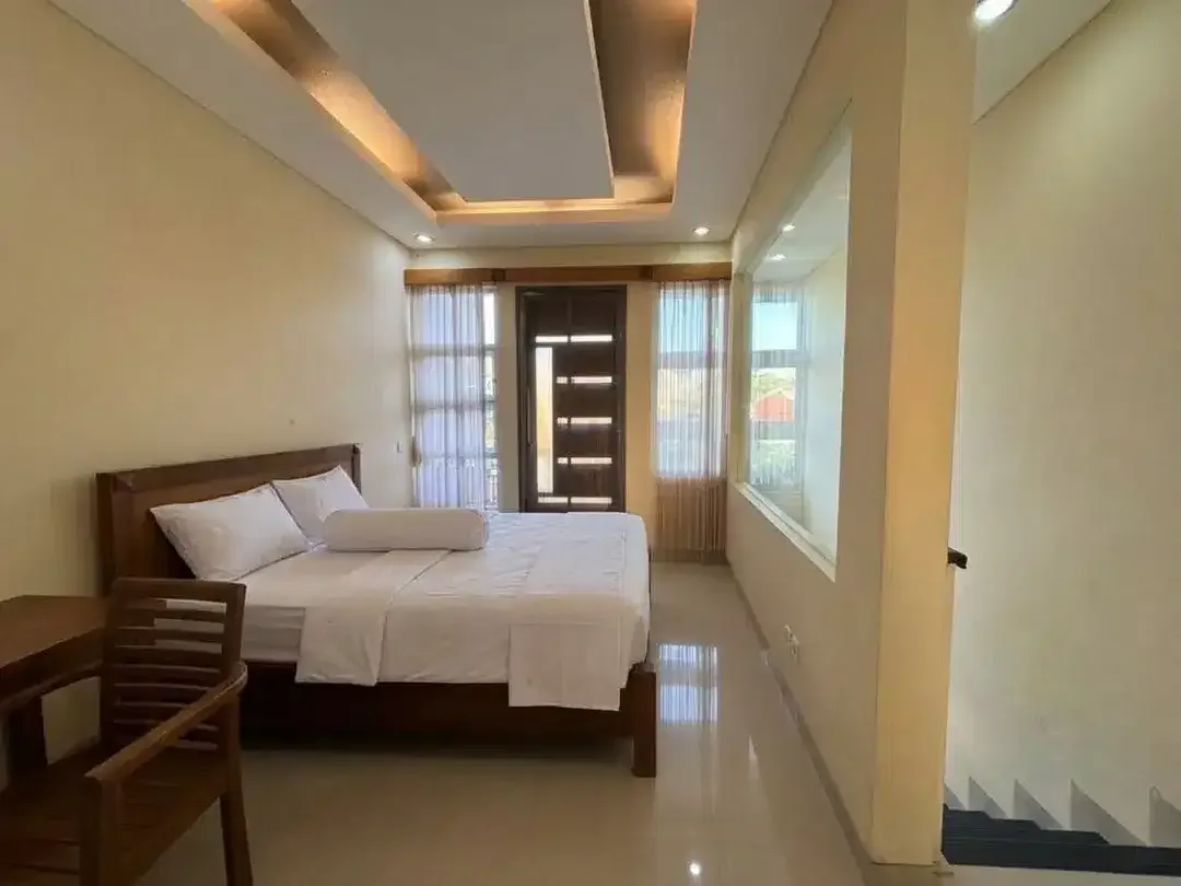 DISEWAKAN RUMAH 2 LANTAI 1BR – RENON, DENPASAR - MONTHLY/YEARLY - Image 9 of 10