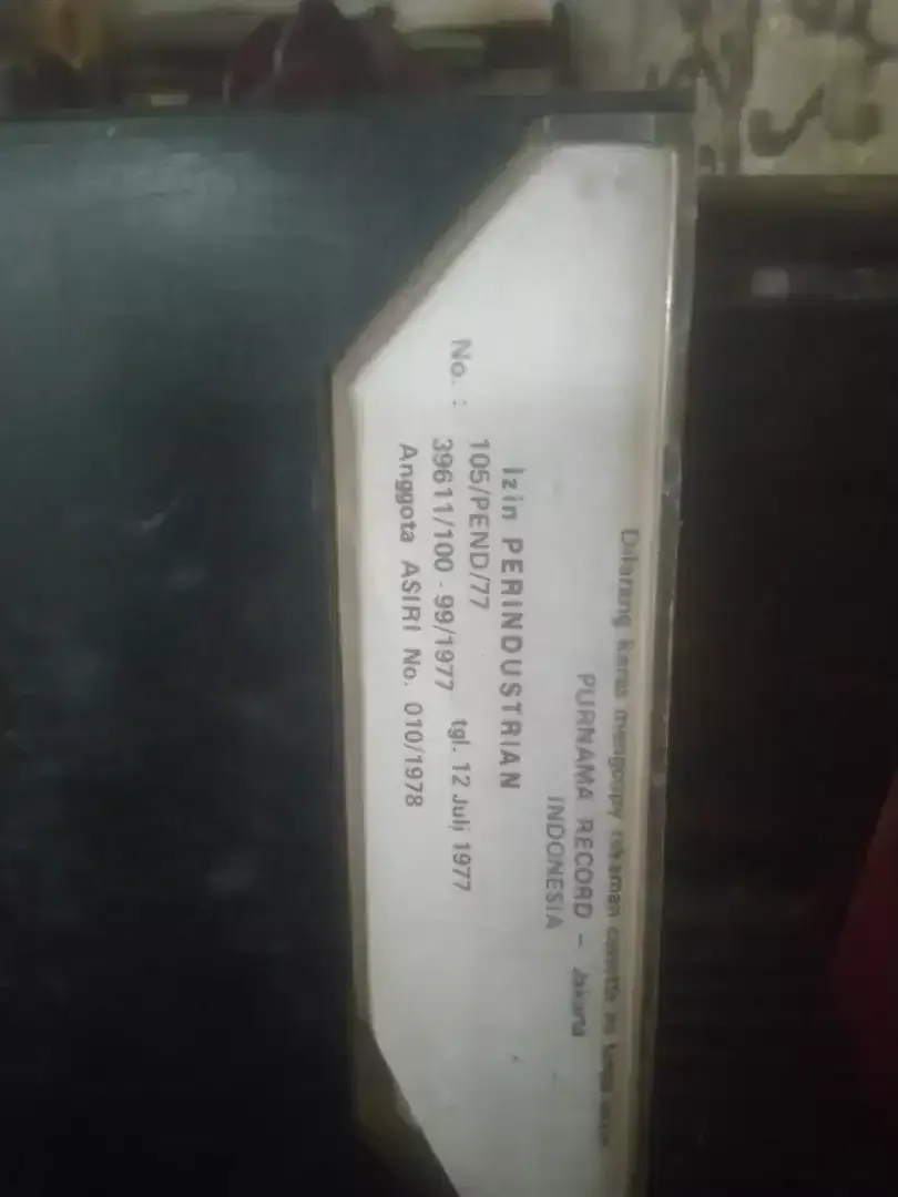 Kaset berumur 44 tahun - Image 2 of 2