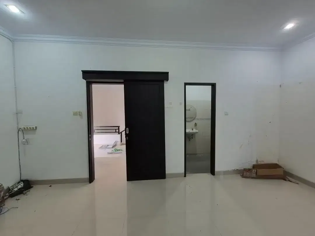 RUMAH MINIMALIS DALAM KOMPLEKS SECURITY GATE DI GATSU - Image 7 of 10