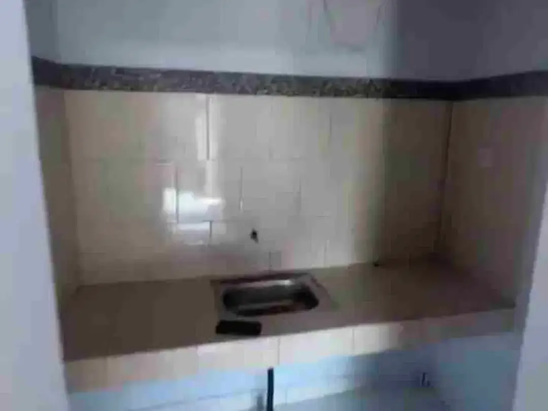 RUMAH KOST DALUNG KAJA PERBATADAN BUDUK UNTUK DIJUAL BANGUNAN BARU LANTAI II INVESTASI BISNIS BULANAN YG MENGUNTUNGKAN DENGAN KONDISI FULL PENYEWA - Image 5 of 8