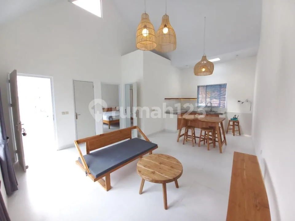 Rumah 1Br di Padonan Canggu - Fully Furnished, Siap Huni - Image 1 of 4
