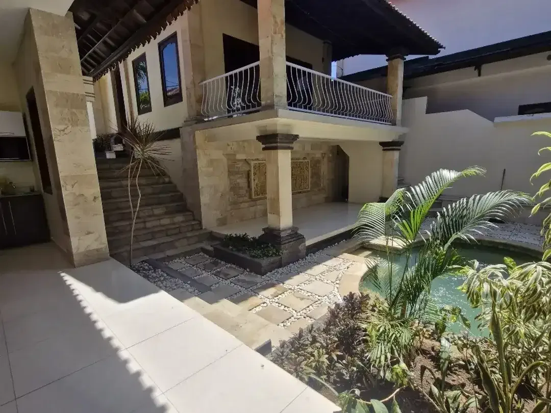 Dijual Villa Style Bali di Jl. Pantai Melasti - Jimbaran. - Image 5 of 9