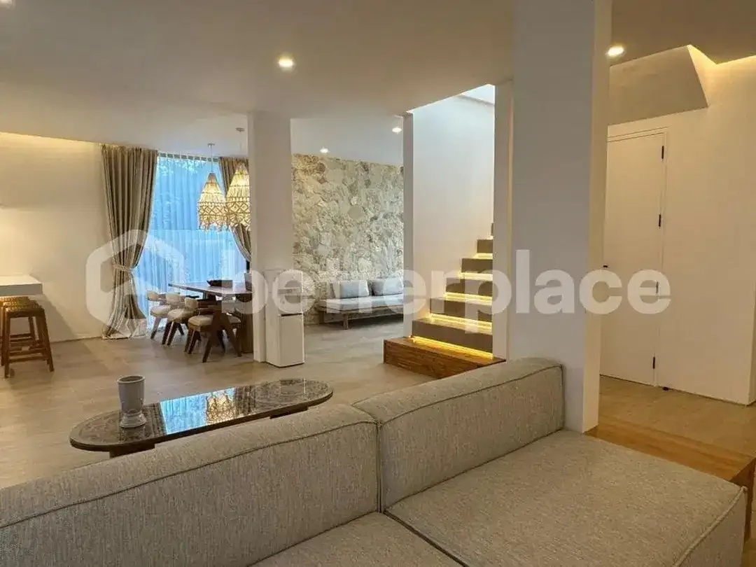 Modern 3 Bedroom Villa in Pecatu - Contemporary Living Just A Few Minutes from the Beach - Image 3 of 10