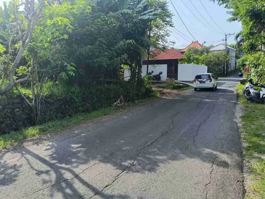 Dijual Tanah Pinggir Jalan utama Melang Kaja / Dekat Perumahan Bukit Beranda - Ungasan - Image 4 of 5