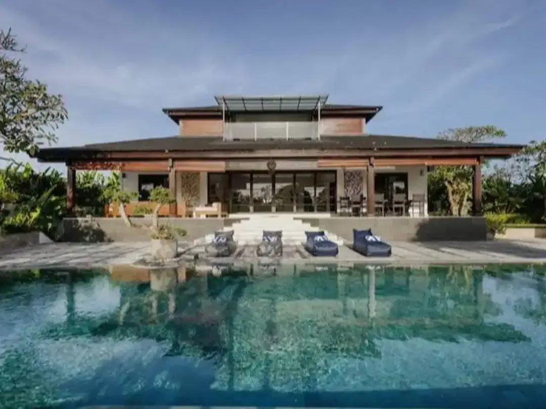 LUXURY CONTEMPORARY BALINESE VILLA PERERENAN - Image 5 of 10