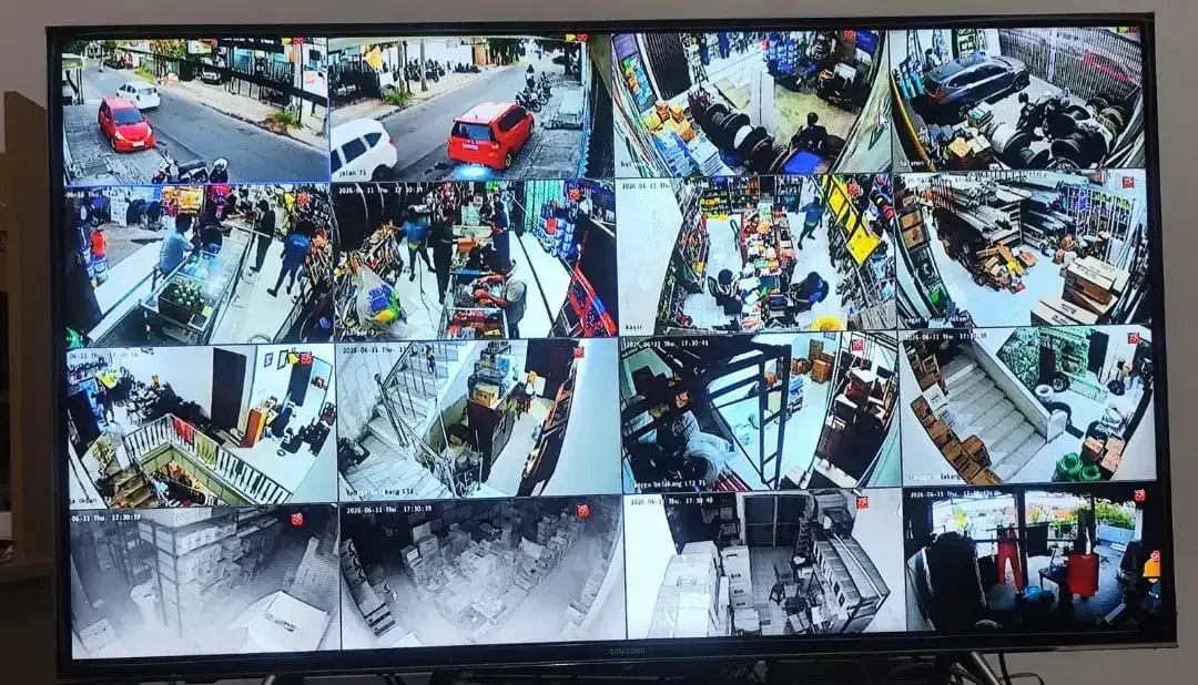 PEMASANGAN CCTV TERLENGKAP - Image 1 of 6