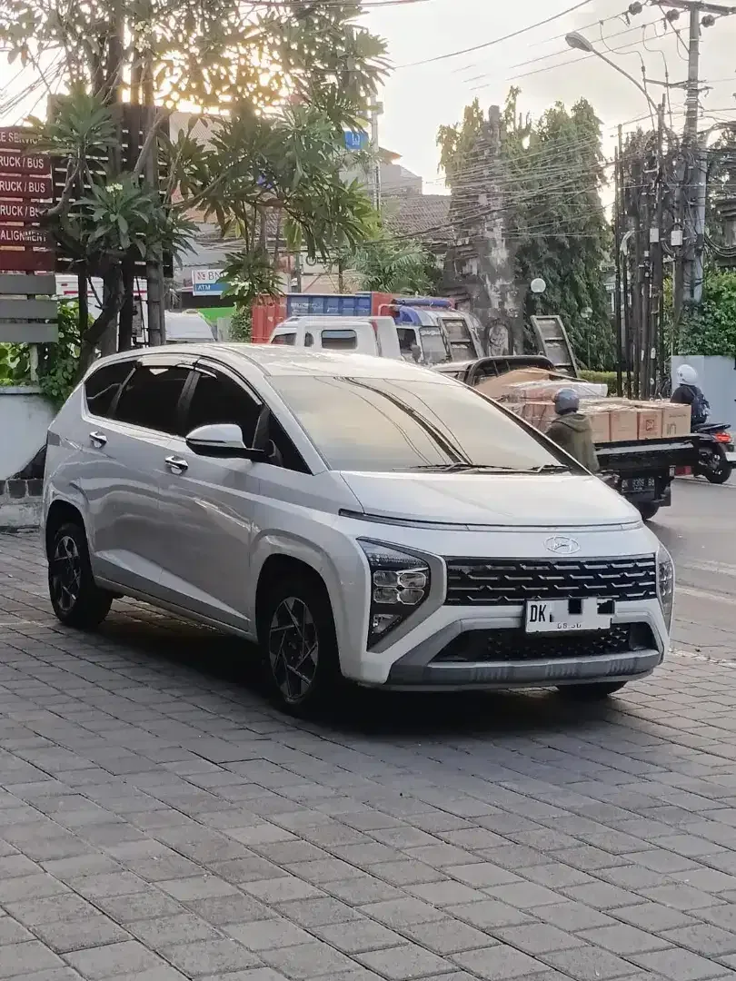 HYUNDAI STARGAZER PRIME AT LOW KM SEPERTI BARU - Image 1 of 10