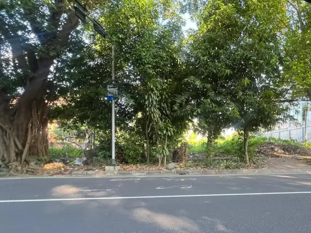 SEWA TANAH STRATEGIS 1.000 M² DI JALAN UTAMA PUPUTAN RENON, DENPASAR - Image 3 of 4