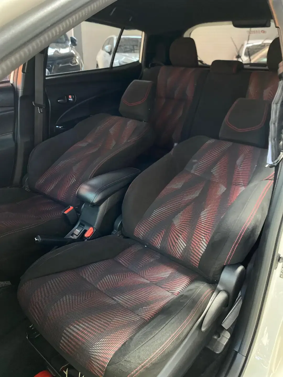 Toyota Yaris Joker 1.5 Matic 2021 - Image 10 of 10