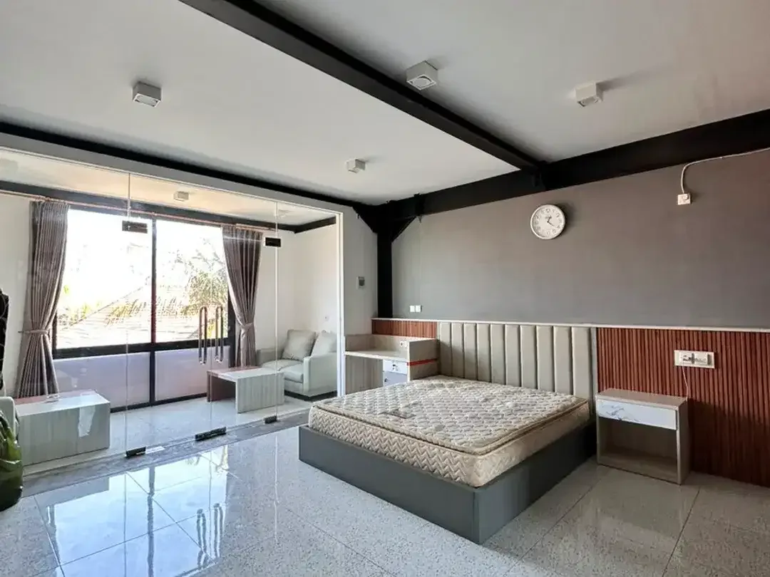 DIJUAL / DISEWA —  TEMPAT TINGGAL & RUKO 3 LANTAI DI ECHO BEACH CANGGU - Image 4 of 8