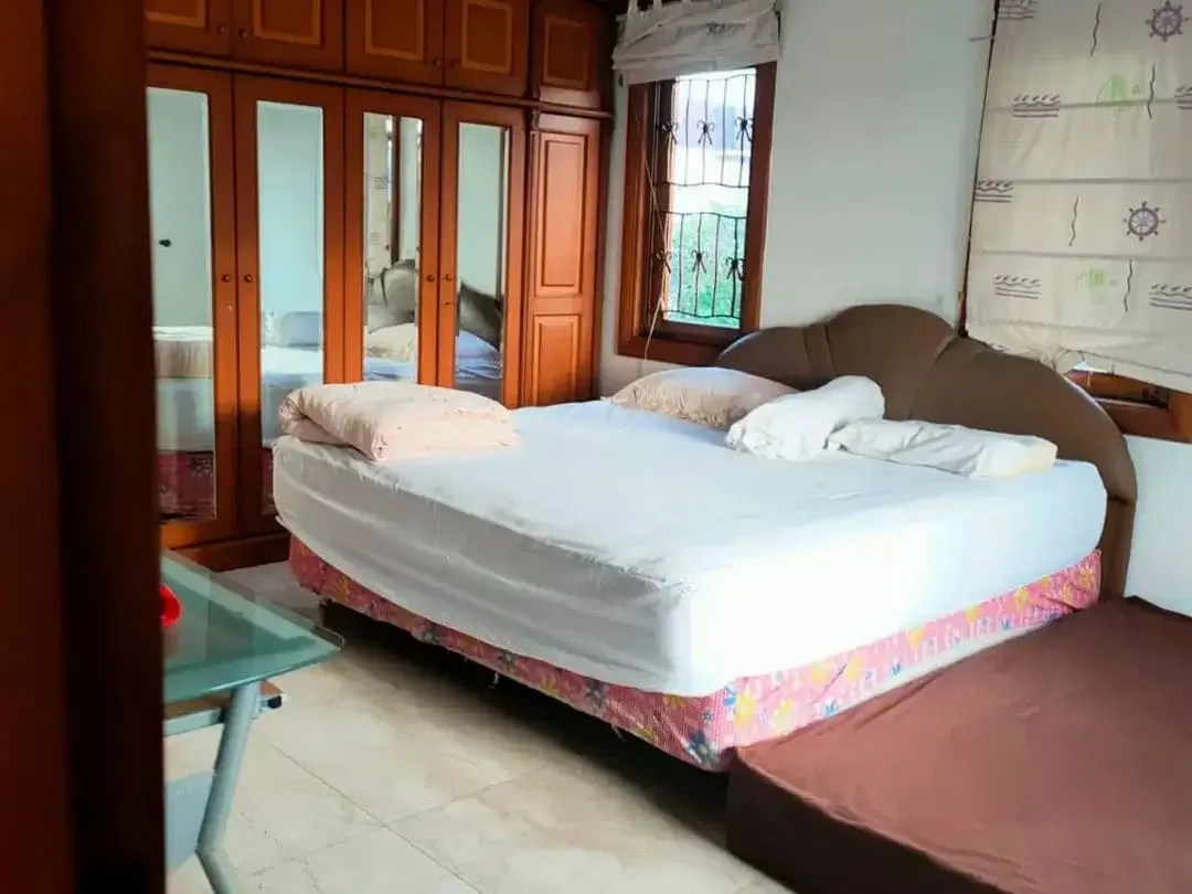 Rumah Mewah dalam kompleks elit di Denpasar dekat Living World - Image 7 of 8