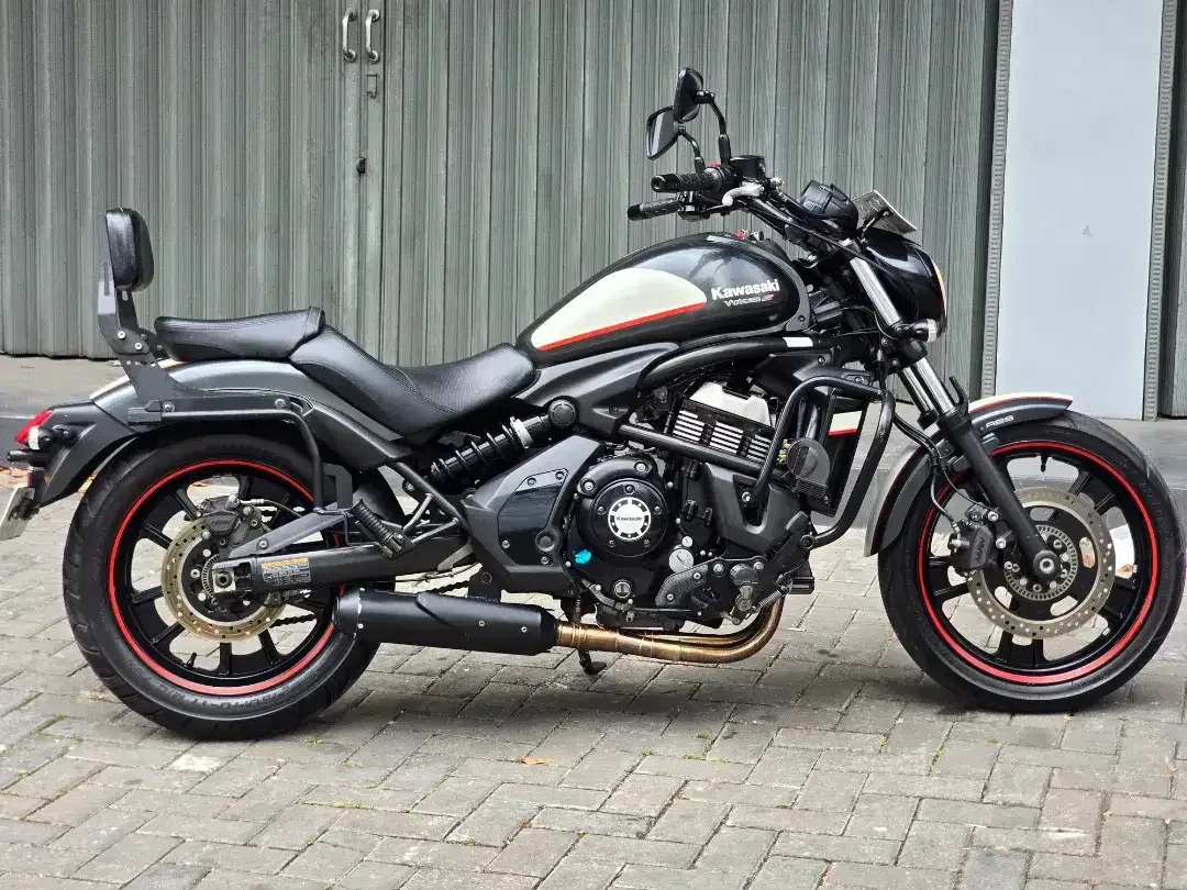 Moge Cruiser Kawasaki Vulcan 650 th 2017/2018 Km14rb Modif Siap Turing - Image 10 of 10