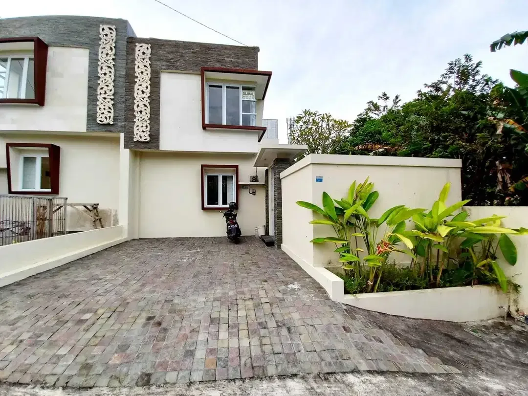 JUAL VILLA MODERN VIEW OCEAN 2 LANTAI NUSA DUA - Image 1 of 9