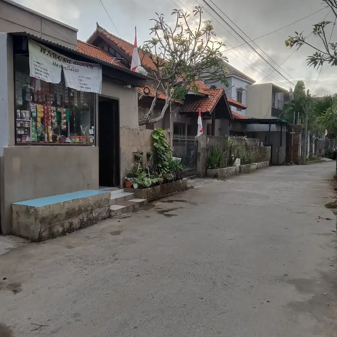 BUC Tanah Bonus Rumah dan Warung di Jimbaran Badung Bali - Image 2 of 5