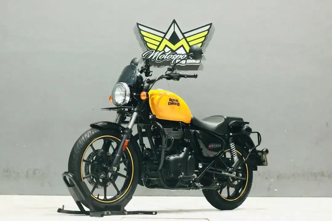Royal Enfield Meteor 350 ABS Hunter 350 Bullet 350 Classic 350 - Image 2 of 4