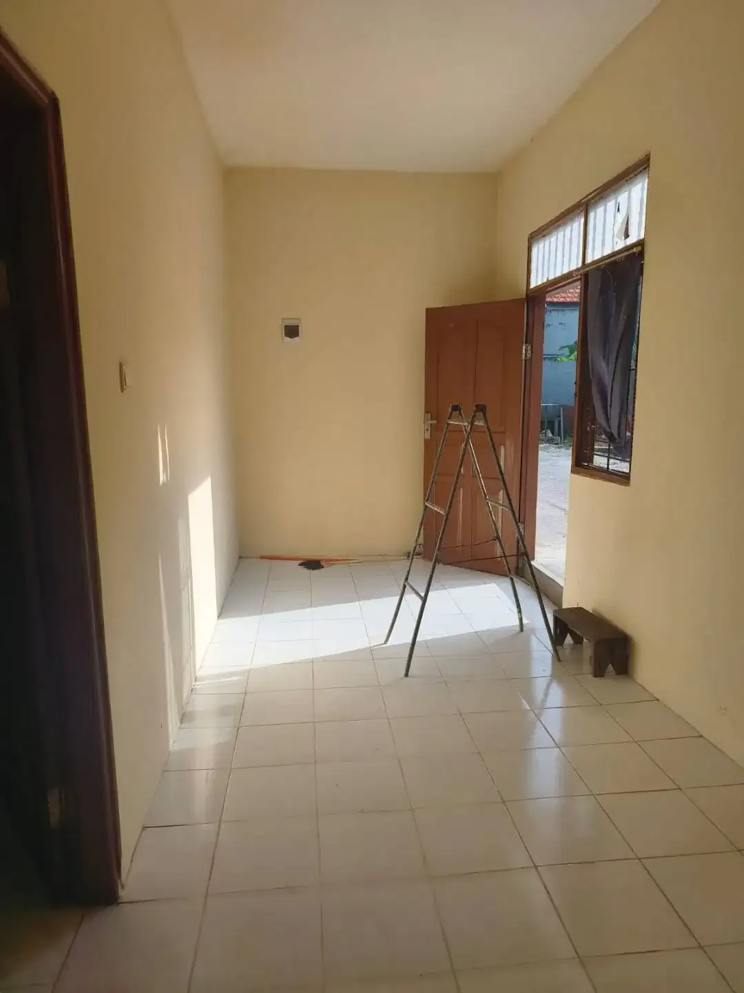 Rumah Kontrakan Tahunan di Sanur Denpasar Selatan – Rp27 Juta/Tahun - Image 2 of 5