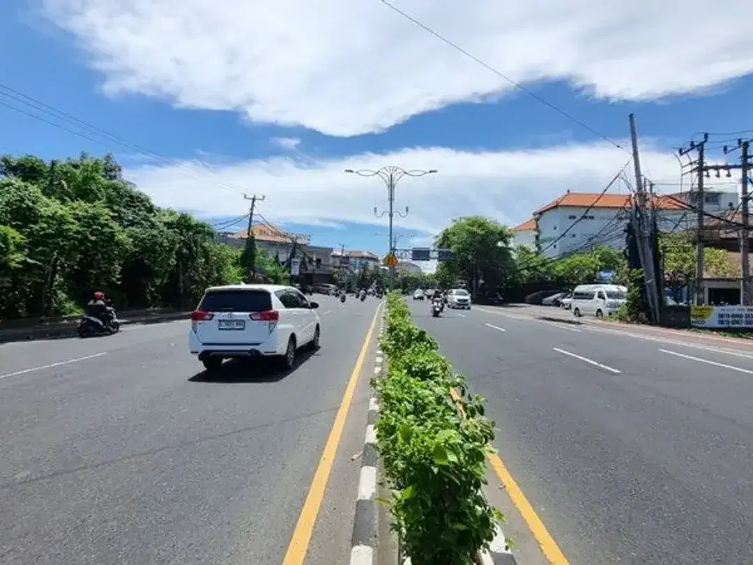 LOKASI LANGKA! TANAH KOMERSIAL BYPASS NGURAH RAI DEKAT BANDARA DIJUAL - Image 5 of 10