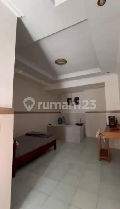Rumah Murah Terawat Strategis Lingkungan Tenang di Munggu, Badung - Image 1 of 4