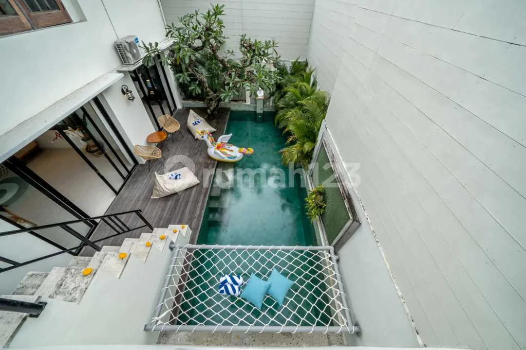 Disewakan/Freehold Villa Semi Modern 3Br di Seminyak Bali Zona Pariwisatah - Image 1 of 4