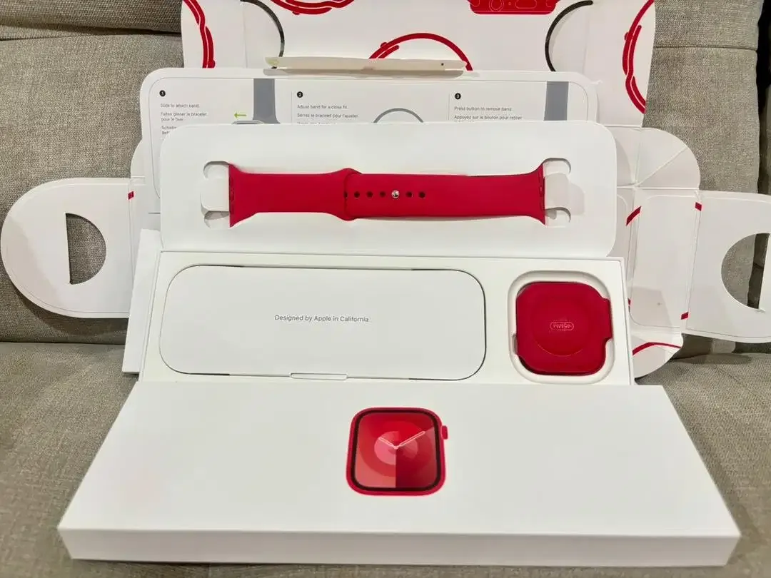 Dijual Apple Watch Series 9 GPS – (PRODUCT) RED - Image 2 of 8