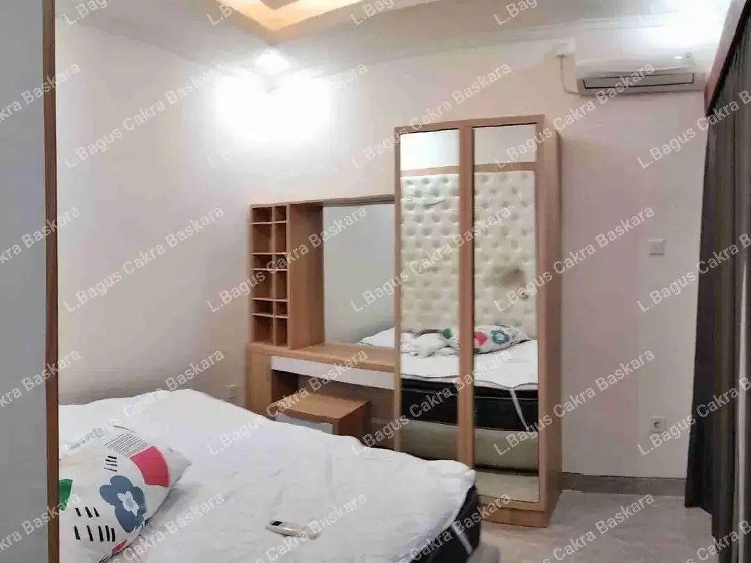 Disewakan Rumah 2 Lantai Full Furnished Minimalis Modern One Gate System Renon Denpasar Selatan - Image 4 of 10