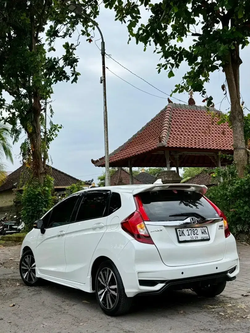 Jazz RS Facelift 2018 Manual Asli Bali Super Istimewa - Image 5 of 10