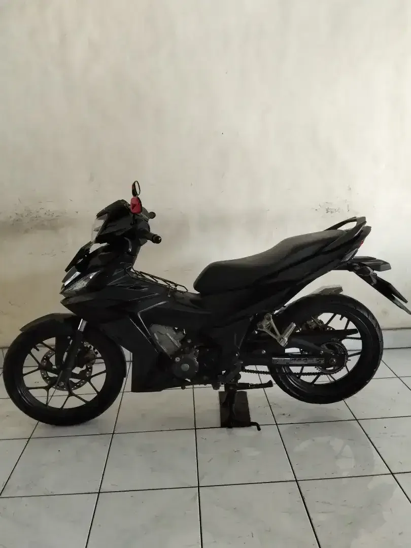 Hond Supra x GTR 150  CC thn 2020 cash. Bali dharma motor - Image 1 of 4