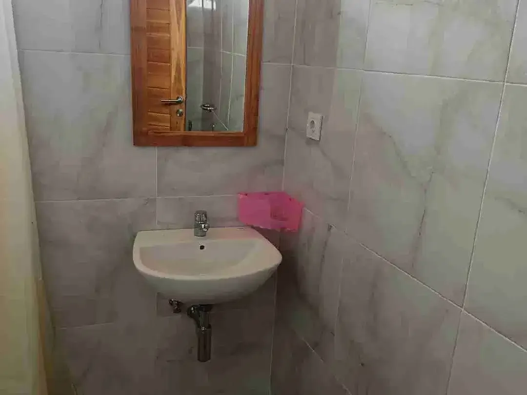 villa kayu jalan penyaringan Sanur bali - Image 2 of 10