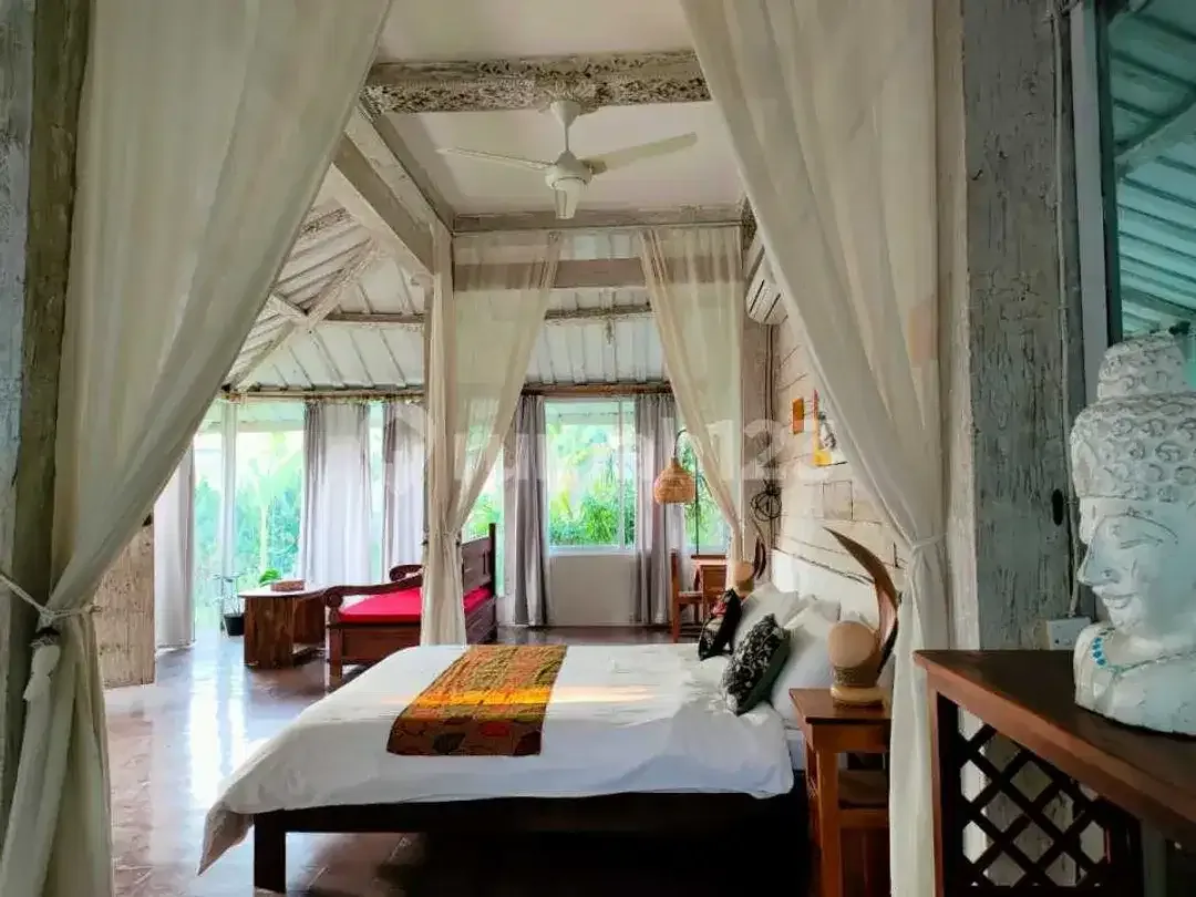 Elegant Tropical Villa.4 Bedroom In 11 Are Of Land With Large Garden & Ample Parking In Sanur Denpasar Bali - Image 5 of 5