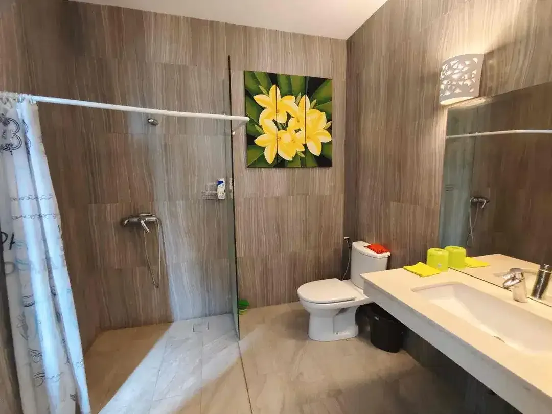 VILLA 3 BEDROOM FOR SALE*
JIMBARAN, SOUTH OF KUTA, BALI - Image 6 of 10