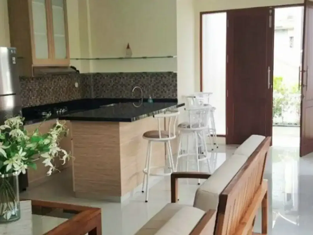 VILLA PERUM SUWUNG PERMAI SESETAN DENPASAR - Image 2 of 10