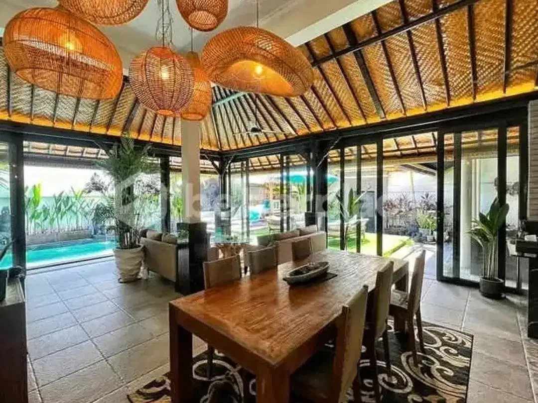 Balinese Modern 4-Bedroom Villa in the Heart of Seminyak, A Few Minutes to The Beach - Image 2 of 10