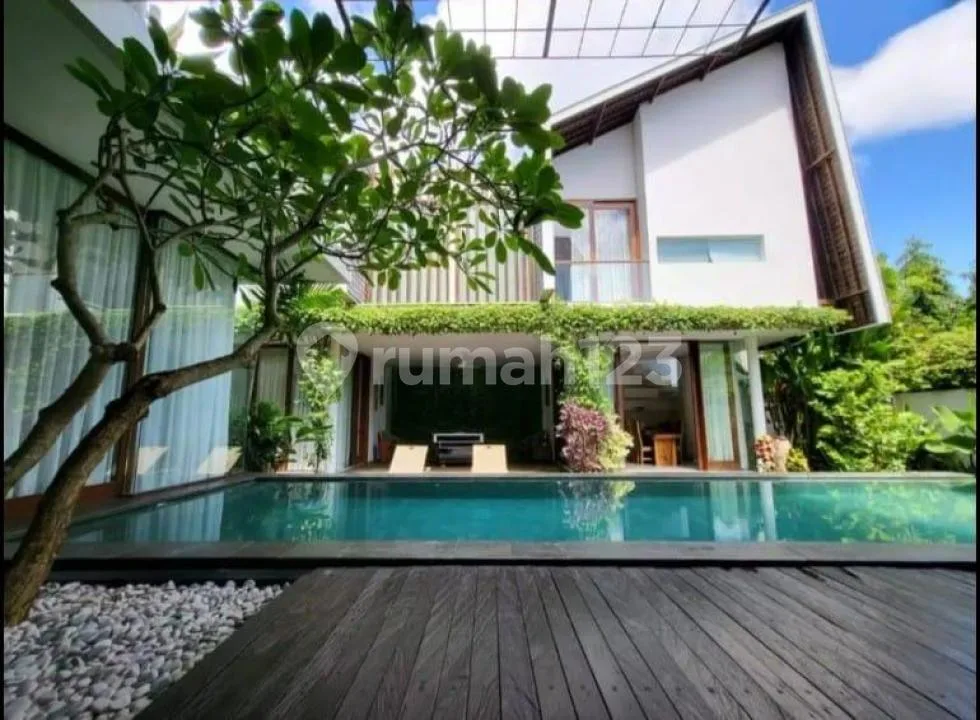 For Sale Villa Puri Gading Jimbaran Bali Strategis dan Pasti Cuan - Image 1 of 4