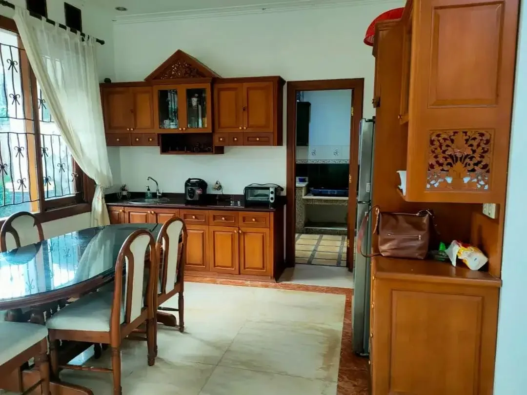 Rumah Mewah dalam kompleks elit di Denpasar dekat Living World - Image 4 of 8