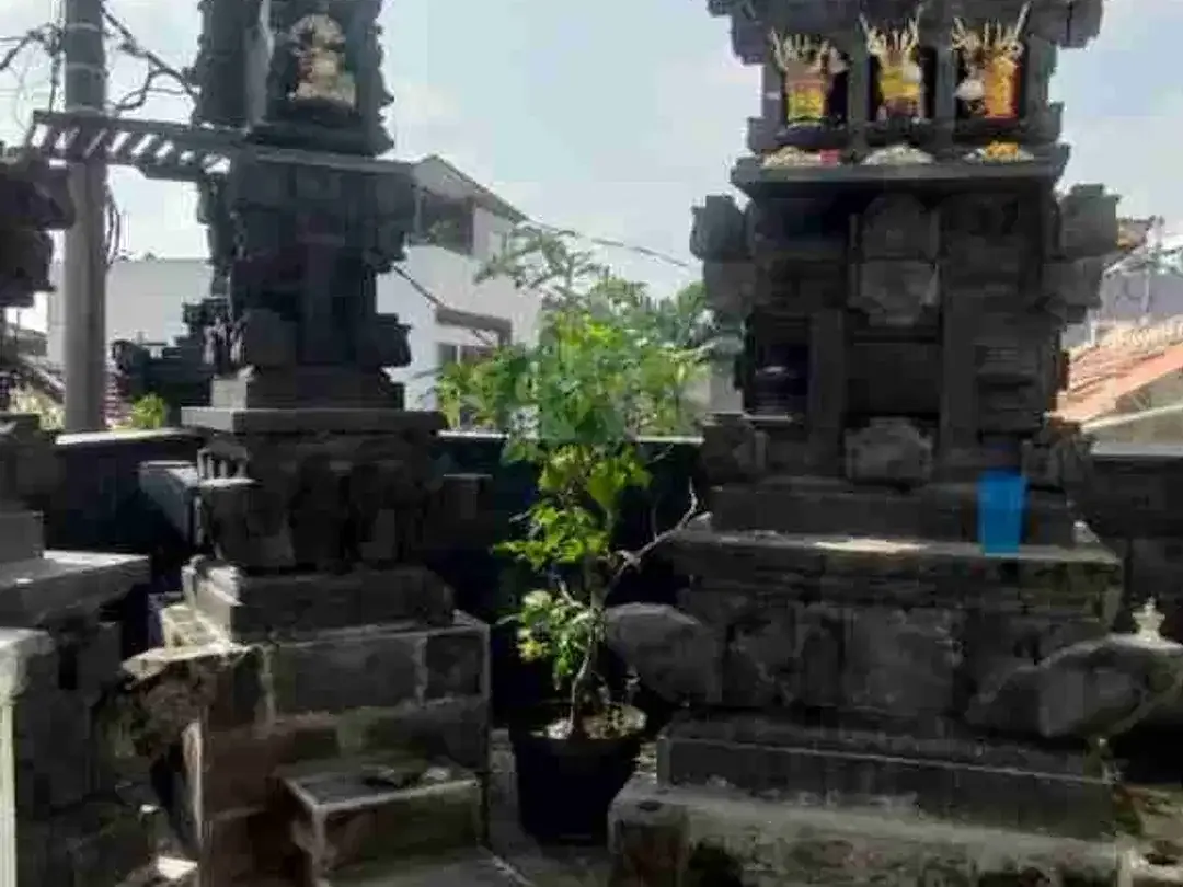 Rumah Minimalis 2 Lantai One Gate Muding Kerobokan - Image 2 of 10
