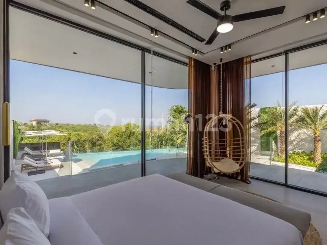 For Sale Luxury Villa With Ocean And Sunset View At Pecatu - Image 9 of 10
