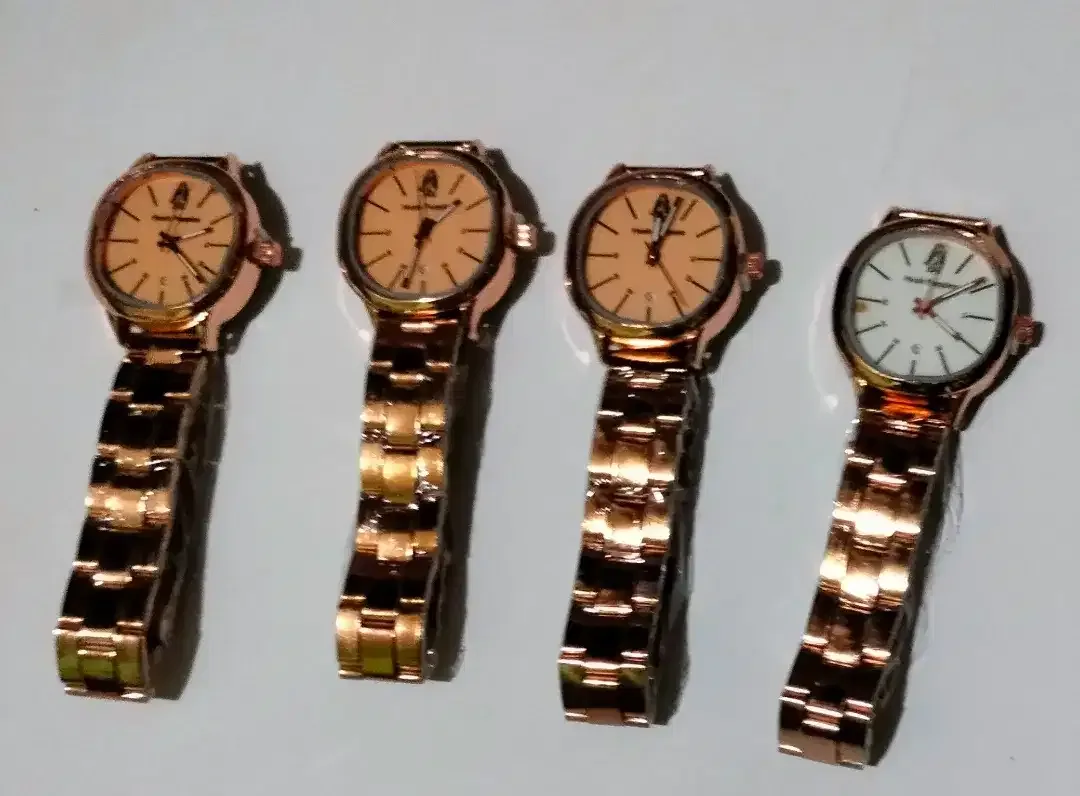smart watch hitam dan ungu - Image 3 of 4
