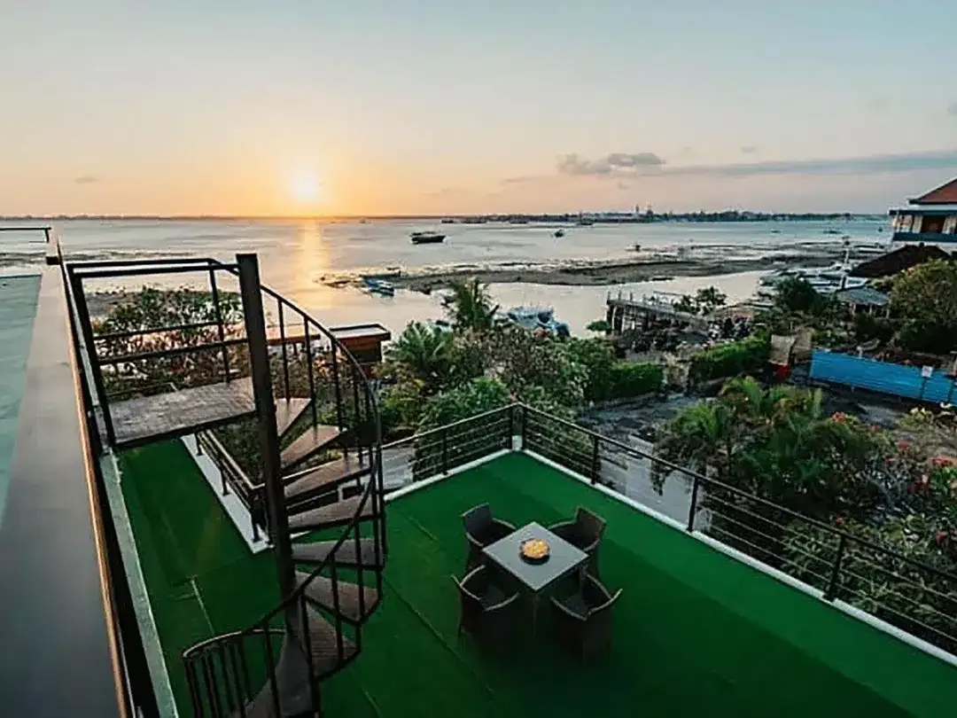 Villa Cantik Pinggir Pantai Tanjung Benoa Nusa Dua Bali - Image 8 of 10