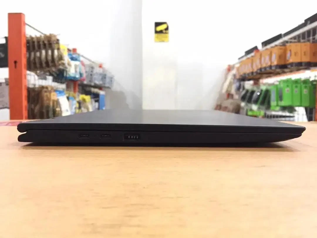 Lenovo ThinkPad X1 Yoga Core i5Gen8 Ram 16GB SSD 256GB Touchscreen - Image 10 of 10