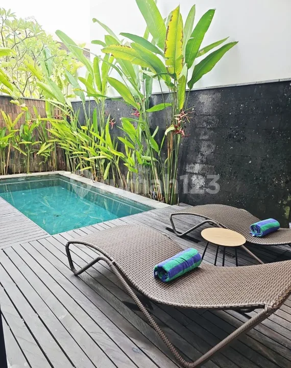 Villa Cantik Dalam Komplek Villa Cluster Onegate System dengan Security 24Jam di Batu Bolong , Canggu..8 Menit ke Pantai Batubolong (*Ada Opsi Freehold dan Leasehold ) - Image 3 of 4
