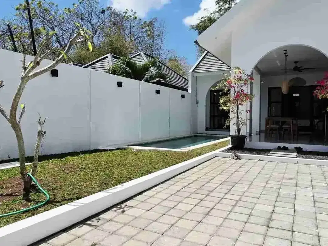 Jual Villa Furnished 1lt Lokasi Jl Taman Mumbul Nusa Dua Area Strategis Hunian & Investasi di Bali. - Image 2 of 10