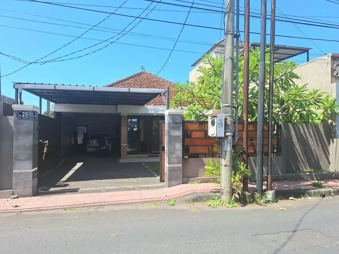 Rumah Cocok Untuk Kantor dan Bimbel di Jl Gadung Denpasar Utara - Image 2 of 10