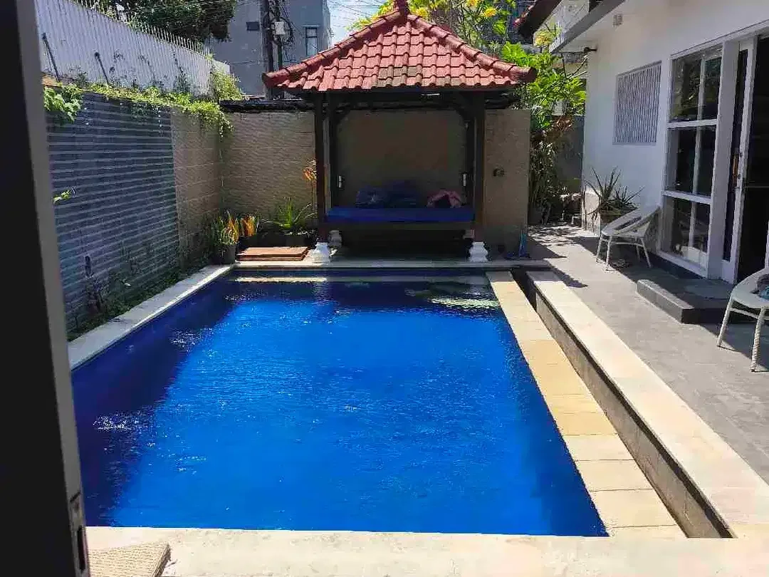 2 BEDROOMMS FULL FURNISHED VILLA DI JALAN GUNUNG SALAK KEROBOKAN - Image 2 of 10
