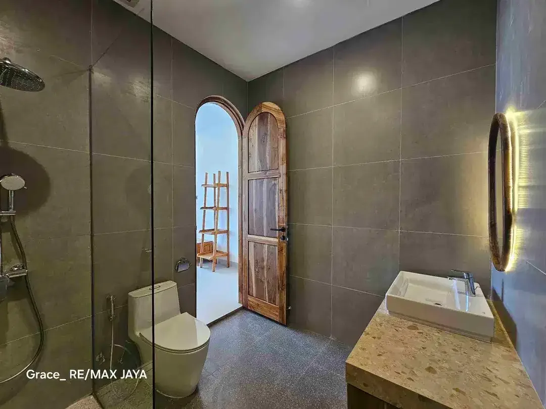 Modern Mediterranean Villa at Ungasan, Jimbaran - Image 10 of 10