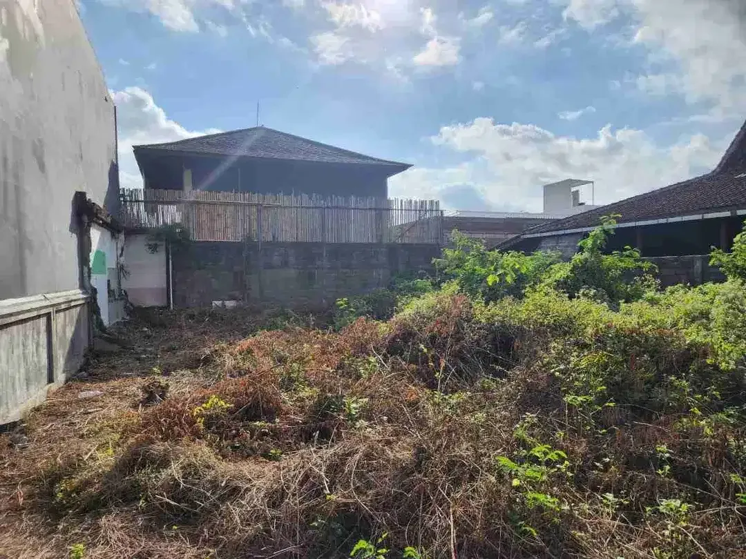 Tanah Komersial Ukuran 293m2 di Jalan Utama Kerobokan - Image 7 of 10