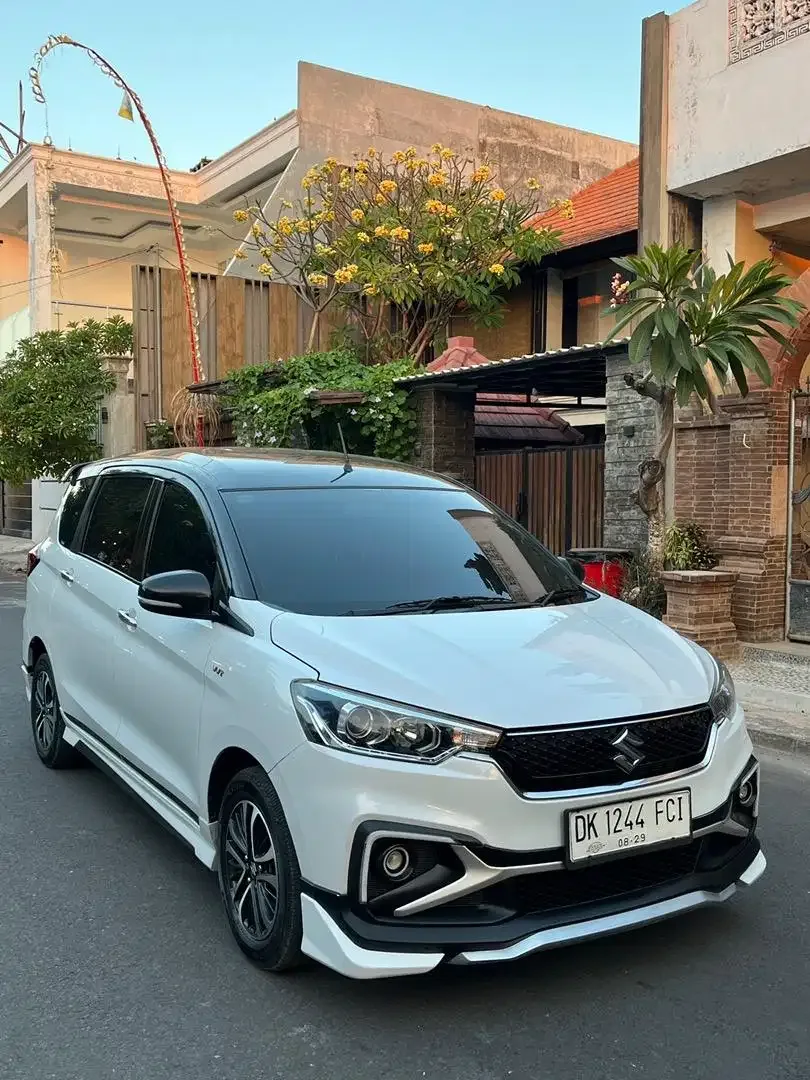 Ertiga cruise hybrid Manual 2024 - DP 23 JT - Image 2 of 10