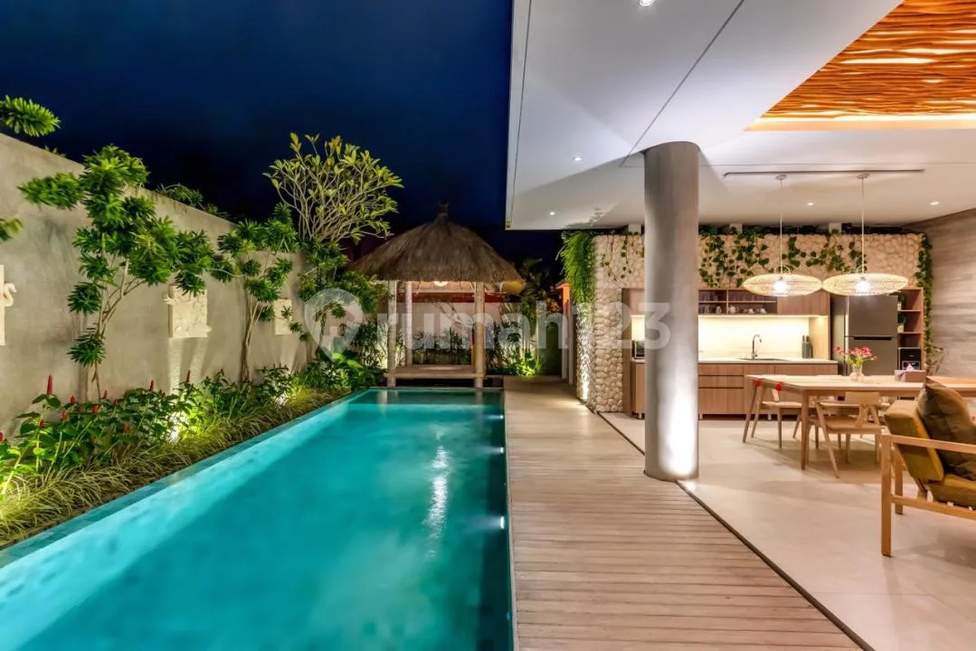 Villa Mewah 2 Kamar Lokasi Tengah Kota Seminyak Dekat Shishi Bali - Image 2 of 4