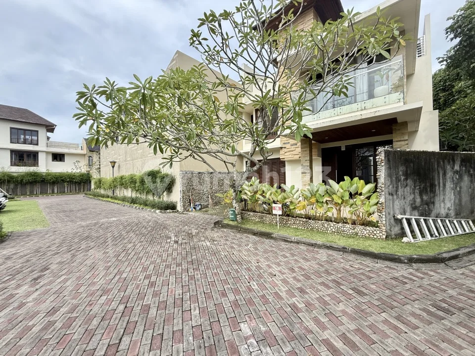 Jimbaran Luxury 3 Bedroom Villa - Image 2 of 4