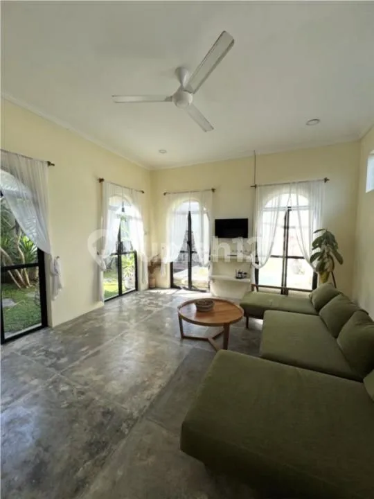 Villa Kamar Tidur 3 Ada Private Pool Fully Furnished Dekat Raya Canggu di Umalas - Image 4 of 4