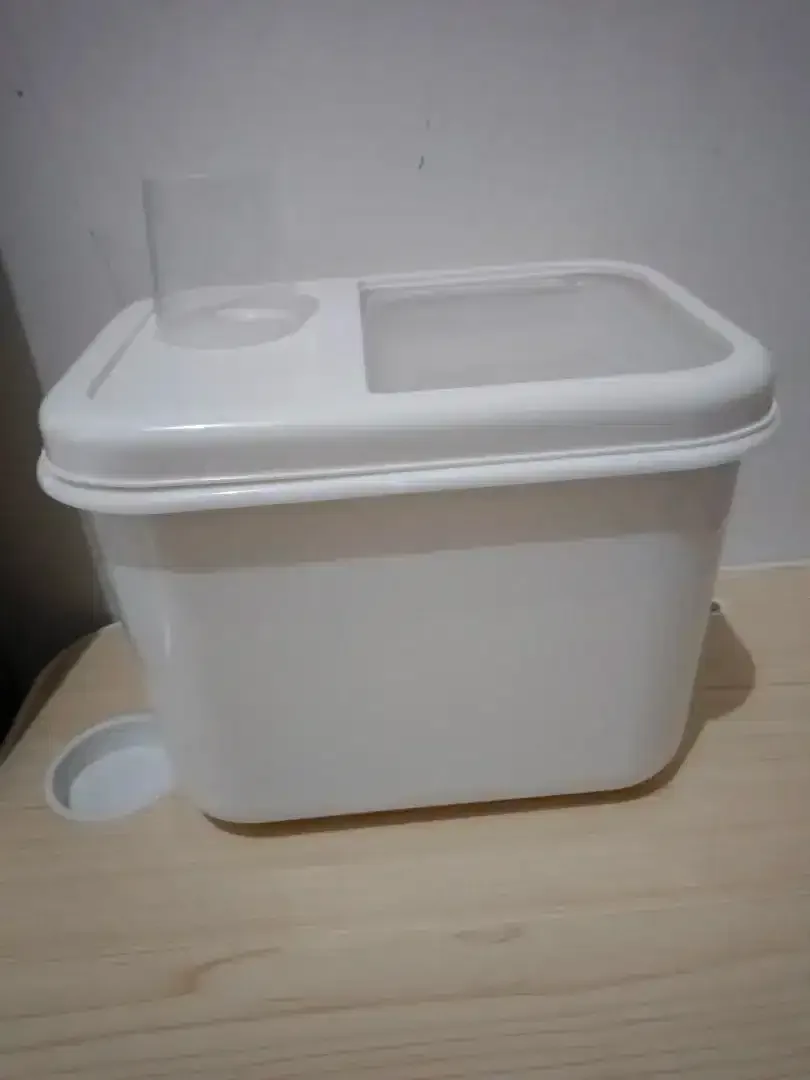 Tempat Kotak Penyimpanan Beras Storage Kapasitas 7.5kg Tutup Sliding - Image 1 of 4